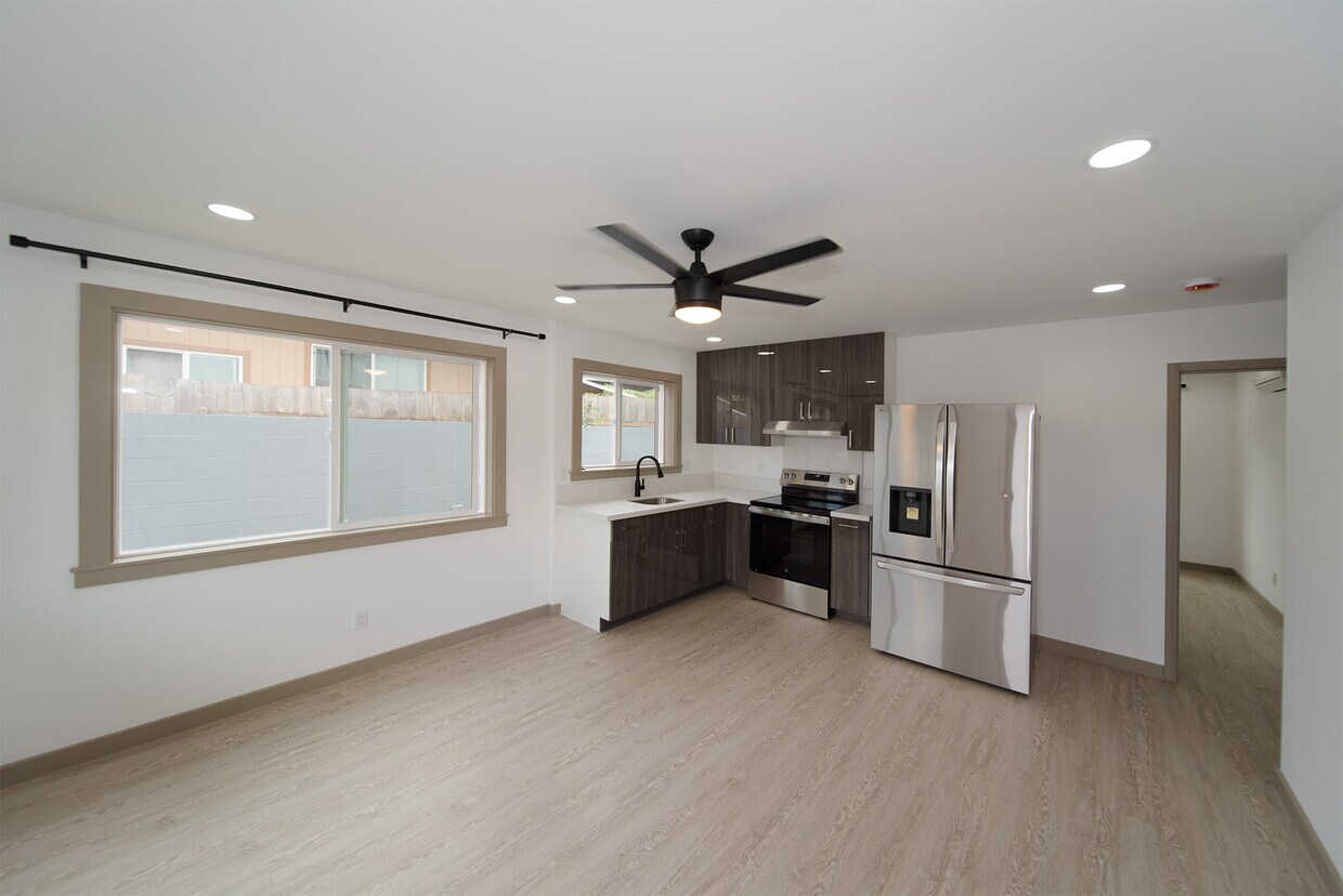 Foto principal - 98-352 Pono St