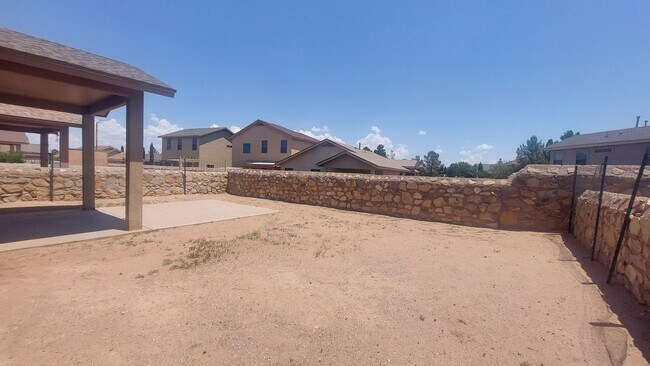 Building Photo - 4768 Joseph Rodriguez Dr