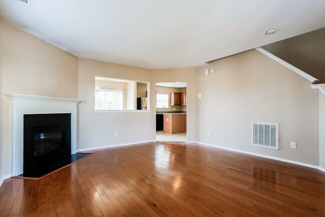 Foto del edificio - 1013 Lockberry Ct