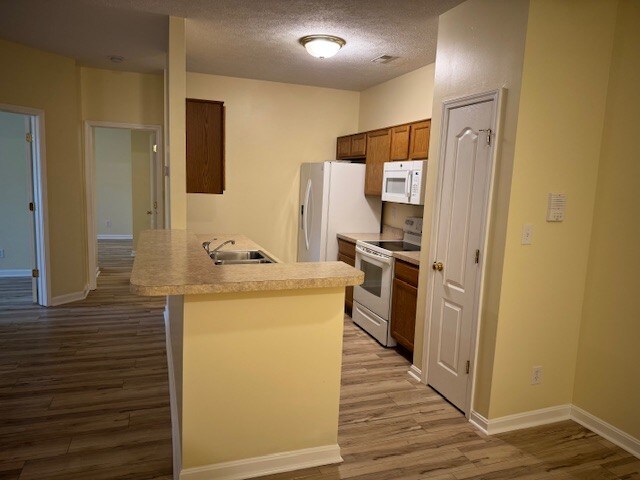 Foto del edificio - 9415 Magnolia Ridge Dr