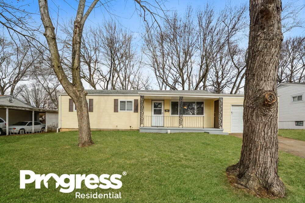 1135 Penhurst Dr, Florissant, MO 63033 House Rental in Florissant, MO