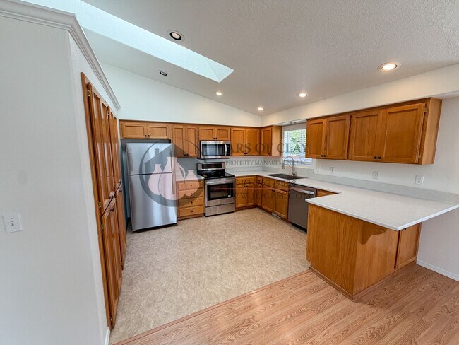 Foto del edificio - Beautiful Well Cared for West Salem Home