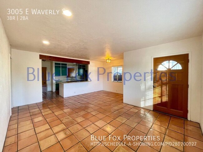 Building Photo - 3005 E Waverly St