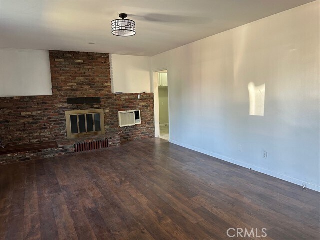 Foto del edificio - 4353 Huddart Ave