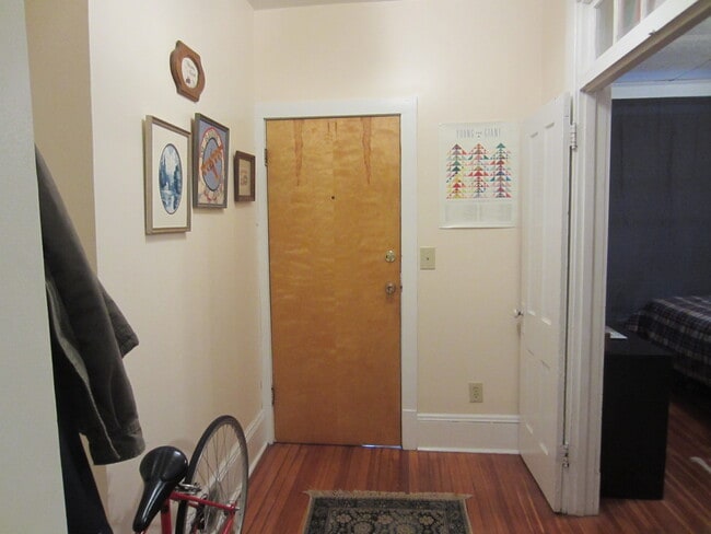 Building Photo - 728 Ohio St