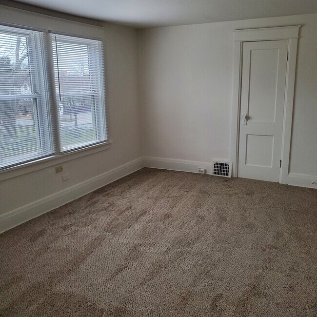 Foto del edificio - 409 W 26th St