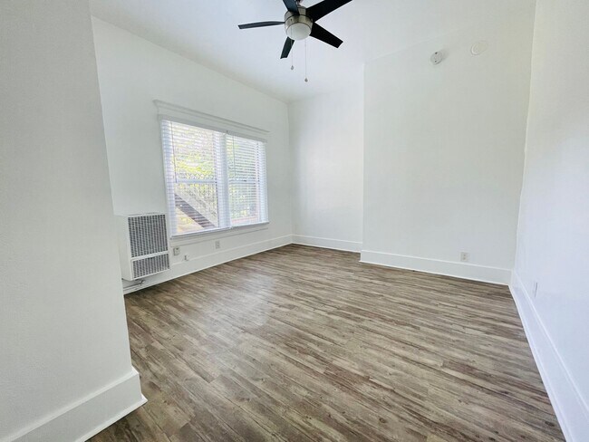 Foto del interior - Regal Lofts