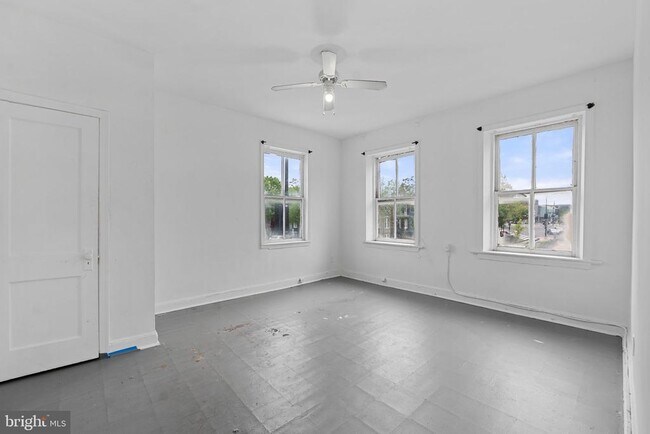 Foto del edificio - 1701 6th St NW