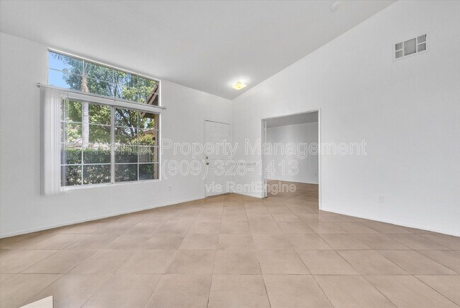 Foto del edificio - 1240 Visconti Dr