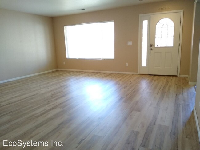 Foto del edificio - 5 br, 3.5 bath House - 21298 E 50th Ave