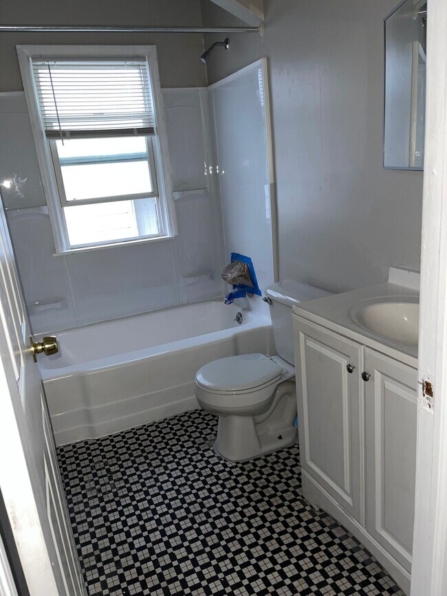 Foto del edificio - 6366 Westwood St
