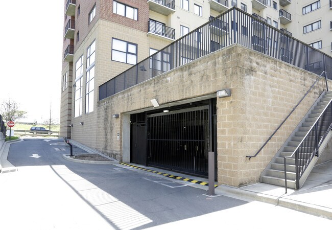 Foto del edificio - 715 N Church St
