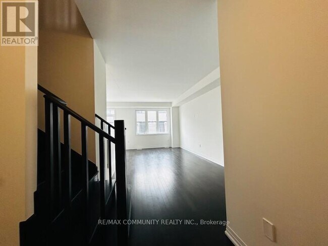 Photo du bâtiment - 105 Selection Hts