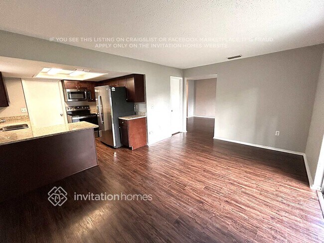 Foto del edificio - 124 W Daughtery Rd