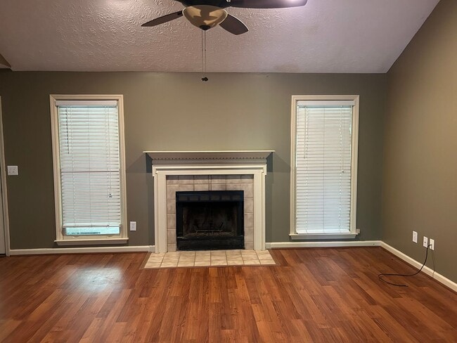 Building Photo - Cute house in Harris County off Fortson Ro...