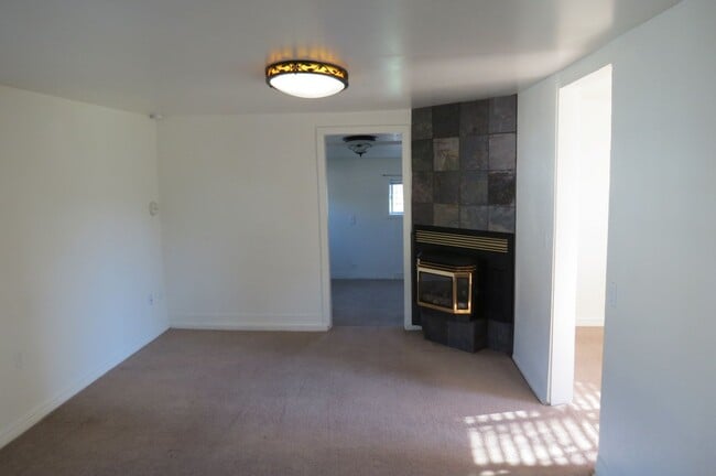 Photo - 2105 3rd Ave Apartment