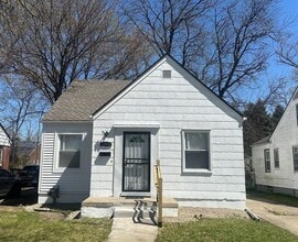 Building Photo - 12038 Lauder St