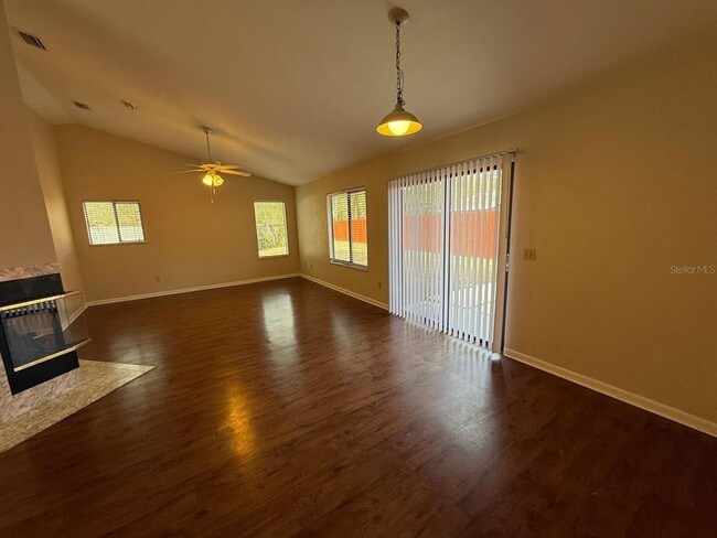 Building Photo - 2260 NW 41st Pl