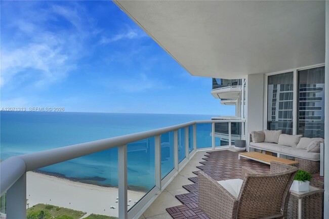 Building Photo - 4775 Collins Ave