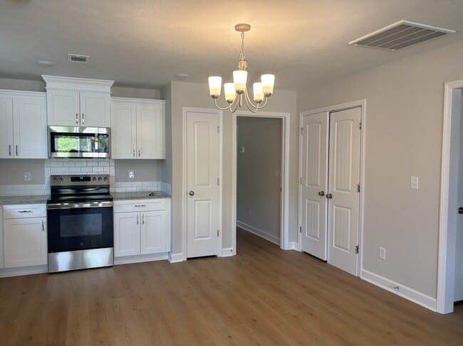 Foto del edificio - 8094 Bannock Cir