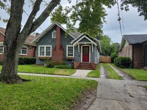 Building Photo - 1306 Challen Ave
