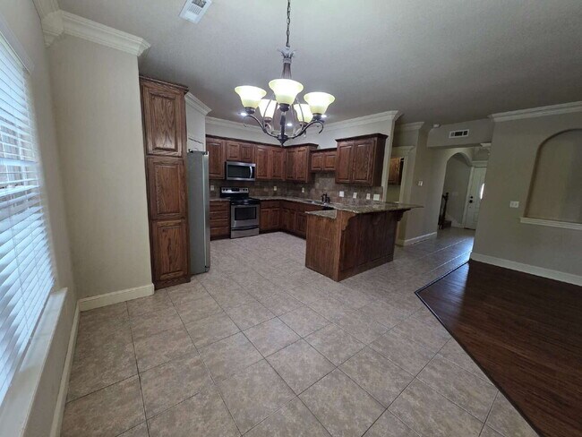Foto del edificio - 605 NW 17th Ct