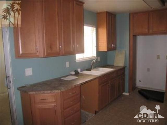 Foto del edificio - 9500 Santa Cruz Rd