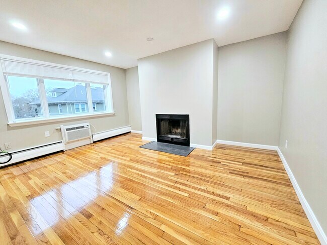 Foto del edificio - 44 Evergreen St