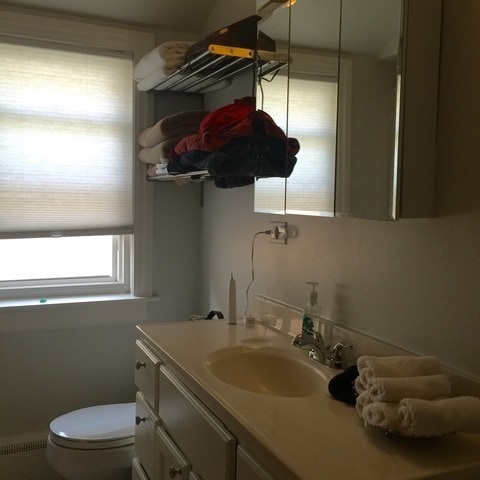 Building Photo - 5042 N Mango Ave