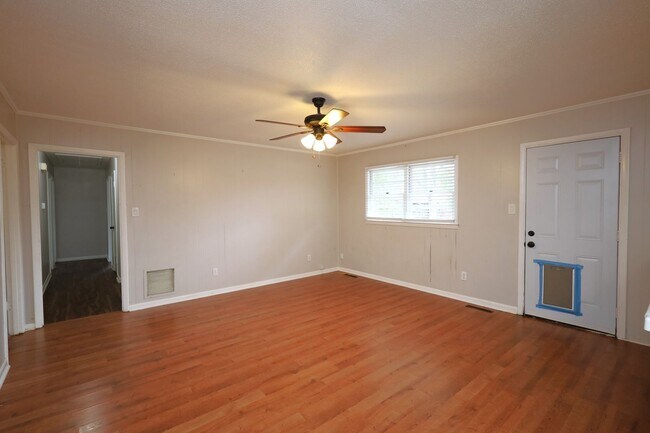 Foto del edificio - 1104 Kimberly Dr