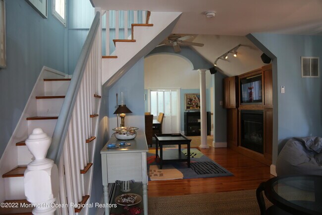 Foto del edificio - 87 Cookman Ave