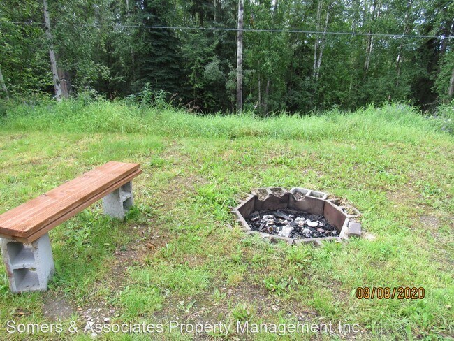 Foto del edificio - 4 br, 2 bath House - 3530 Rene Dr.