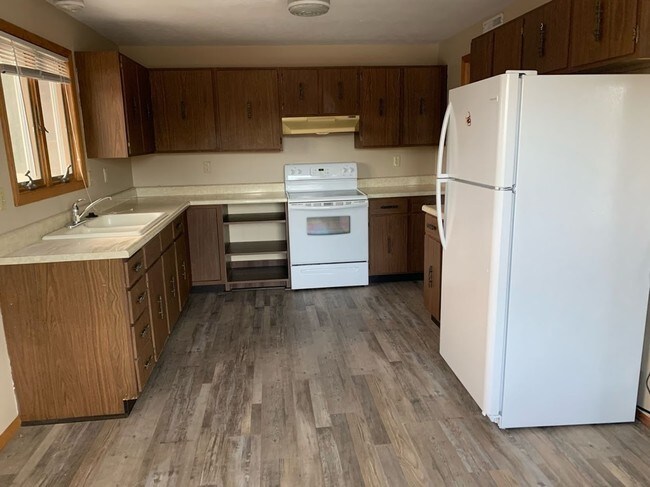 Kitchen - 414 W 38th St