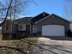 Building Photo - 4741 E Patio Spgs Cir