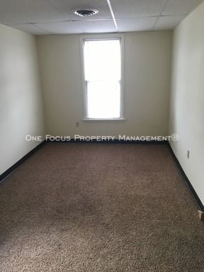 Building Photo - Second Floor - Studio Apartment - $450/Month