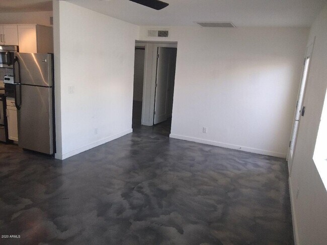 Foto del edificio - 5317 N 11th St