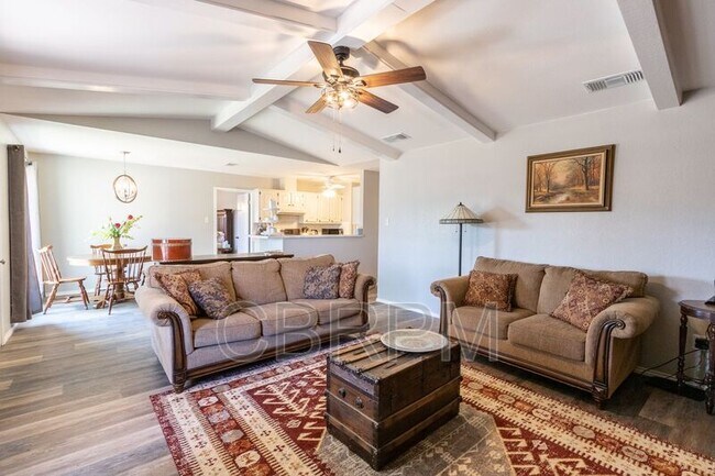 Foto del edificio - 5735 Emory St