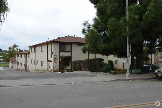 Building - Pacific Vista Apartments