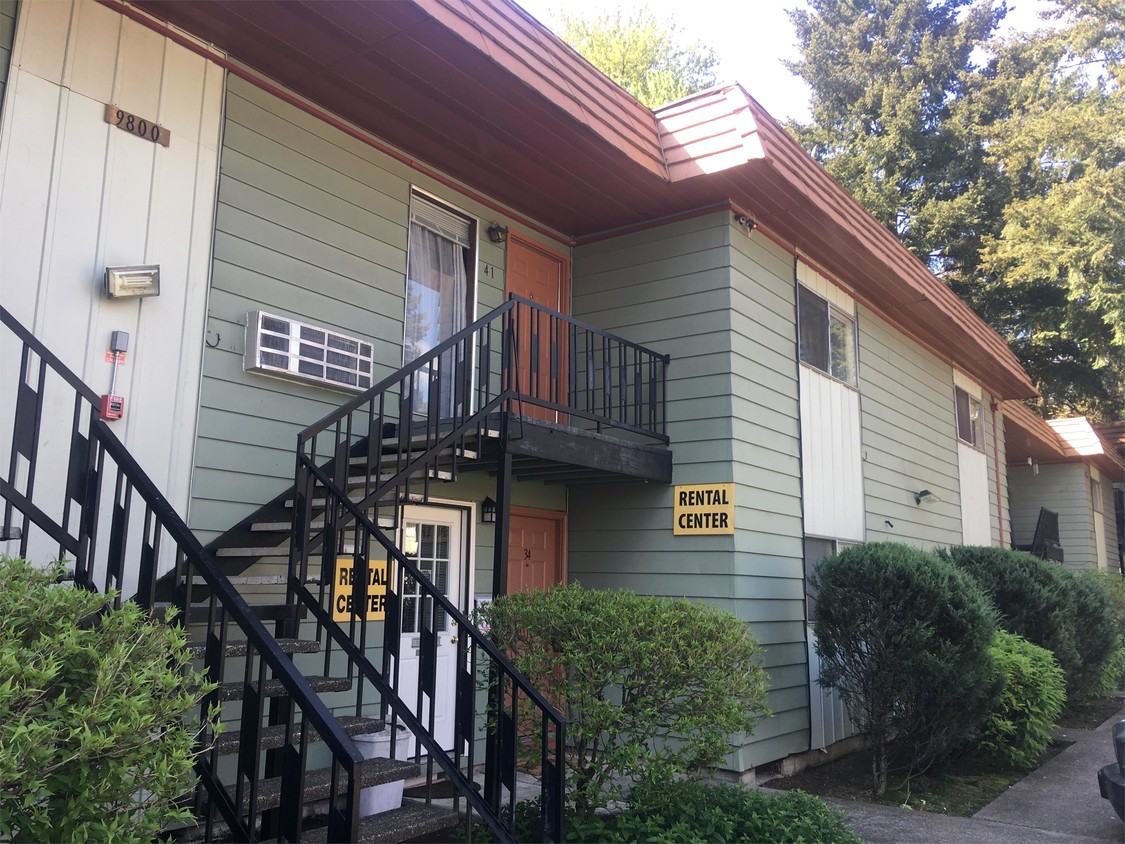Primary Photo - 9800 SW Frewing St