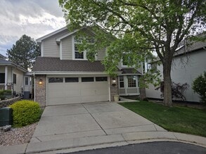 Building Photo - 572 W Jamison Pl