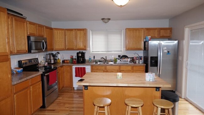 Foto del edificio - 2702 Homestead Rd