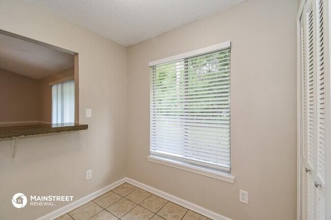 Building Photo - 7520 Falcon Trace Dr W, Jacksonville, FL 3...