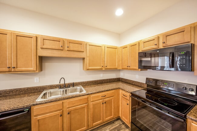 Foto del edificio - 595 Kincaid Cove Ln