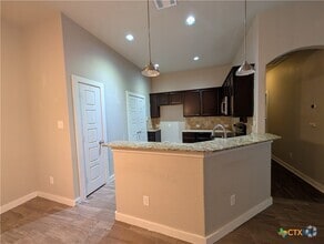 Building Photo - 1135 Creekside Orchard