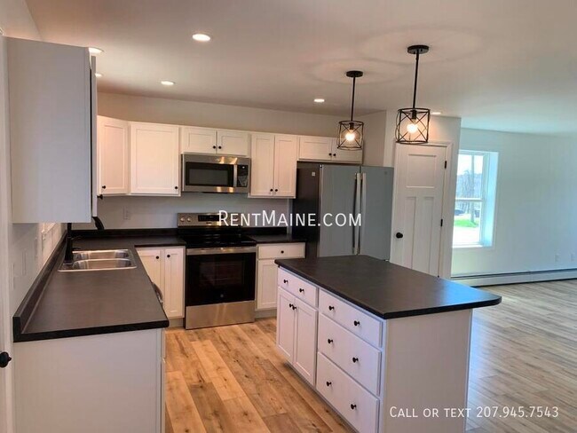 Foto del edificio - 66 Wildwood Dr