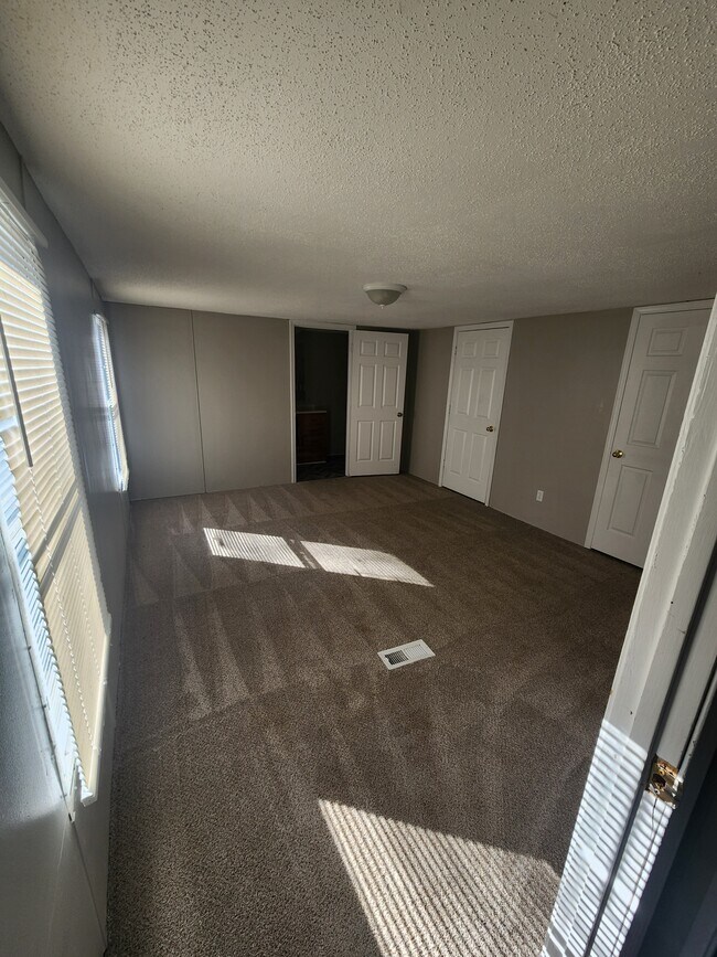 Building Photo - 2510 Big Logan Way