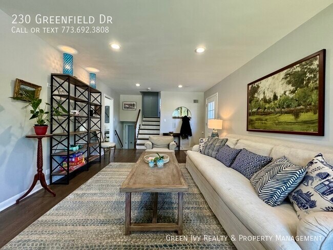 Building Photo - Amazing 3 bed Single Family Home in Glenview