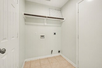 Building Photo - 17447 S Summit Canyon Dr
