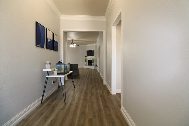 Foto del edificio - 1009 Griffith Ct
