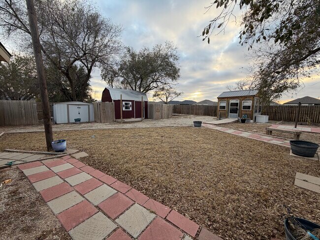 Building Photo - 3408 Upland Ave